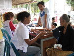 20080601023908-medicoscubanos.jpg