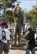 20080616204127-estatua-del-che-16.jpg