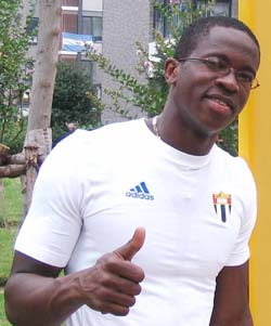 20080808191924-robles.jpg