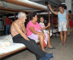 20080910234912-evacuados.jpg